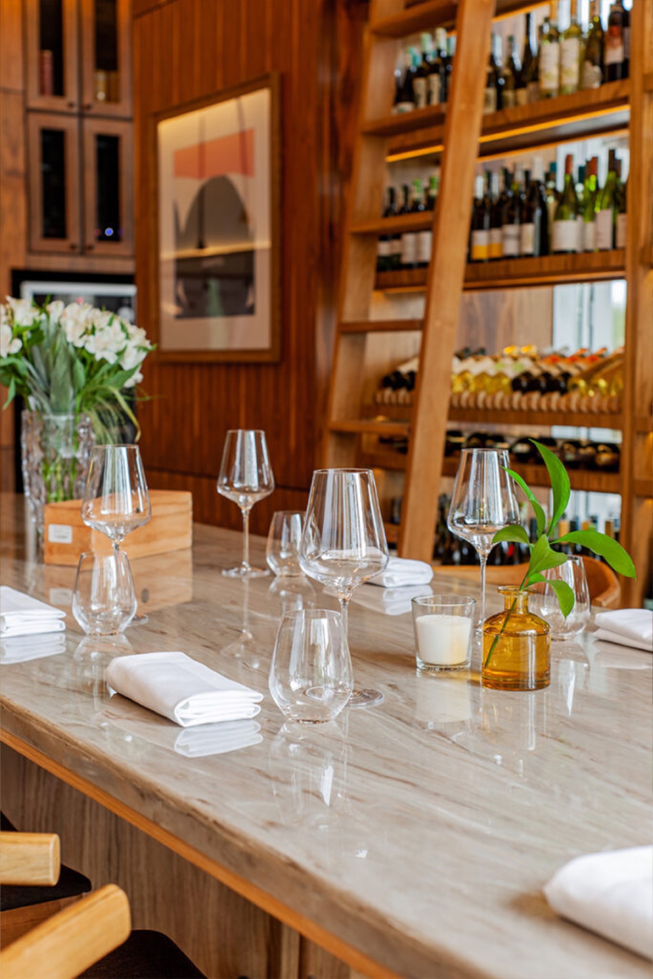 Eva Cafe — Restaurant